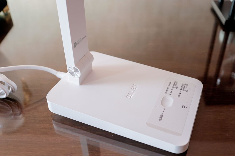 华为智选达伦智能台灯2i全面体验，百元台灯也可以这样给力