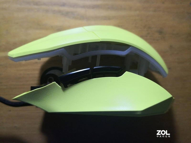 人生第一款牧马人，达尔优EM910迷你版评测(附拆解)