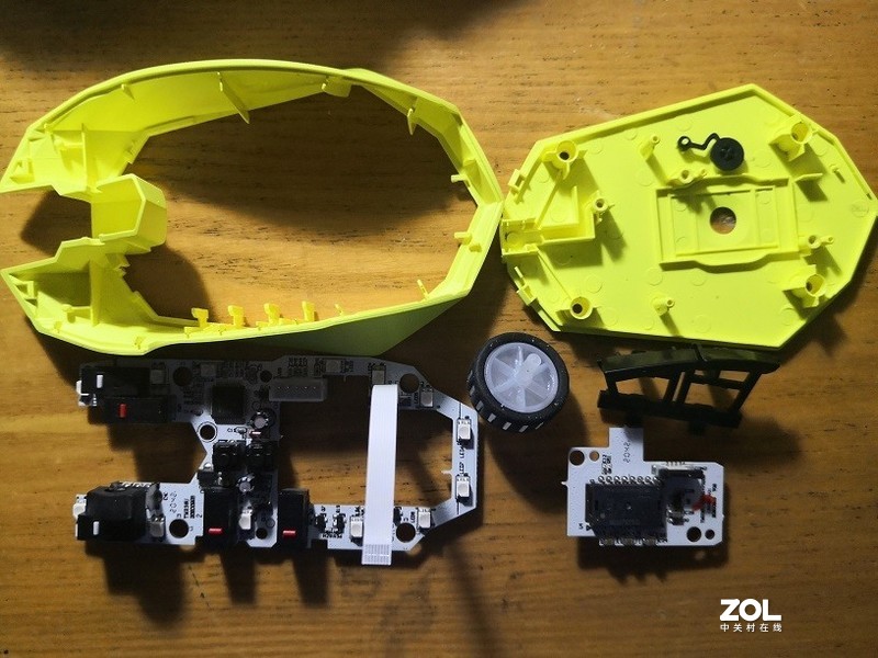 人生第一款牧马人，达尔优EM910迷你版评测(附拆解)