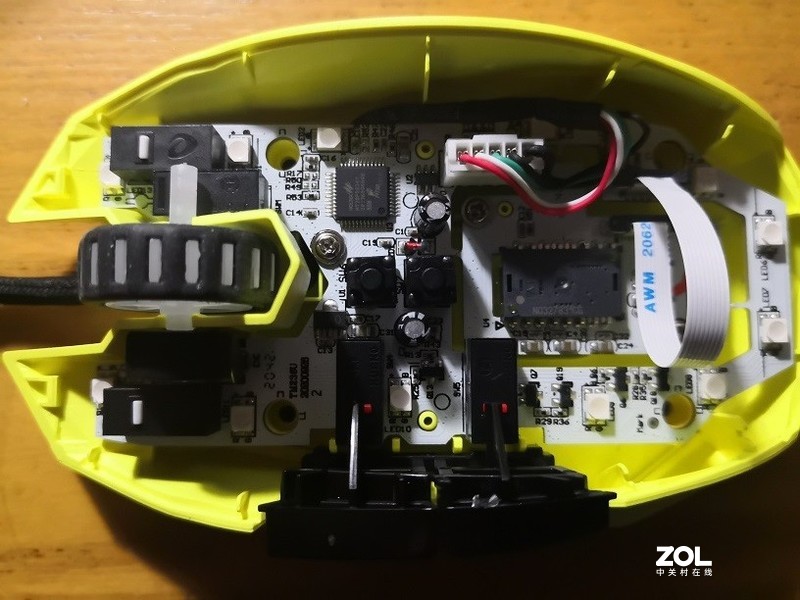 人生第一款牧马人，达尔优EM910迷你版评测(附拆解)