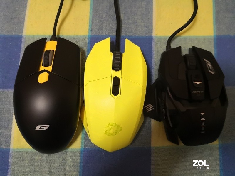 人生第一款牧马人，达尔优EM910迷你版评测(附拆解)