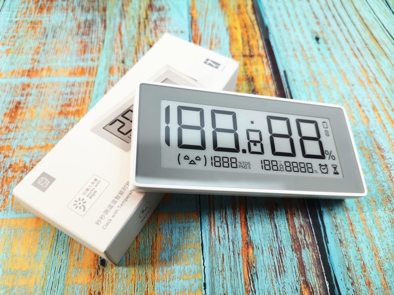 时钟也可以这样玩，秒秒测智能时钟温湿度计给你一个舒适的环境