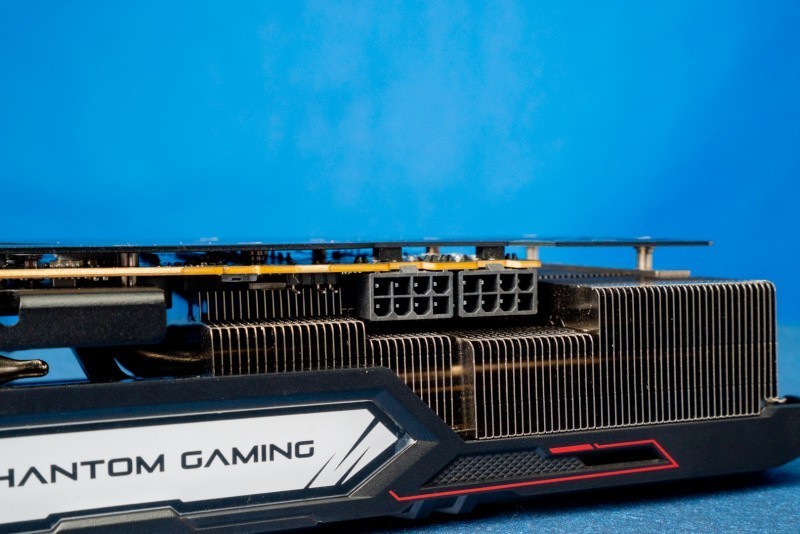 “华擎RX6700 XT PGD 12GO”显卡开箱