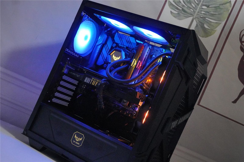 华硕TUF电竞特工装机分享，重炮手PRO 领衔，颜值在线，性能出色！