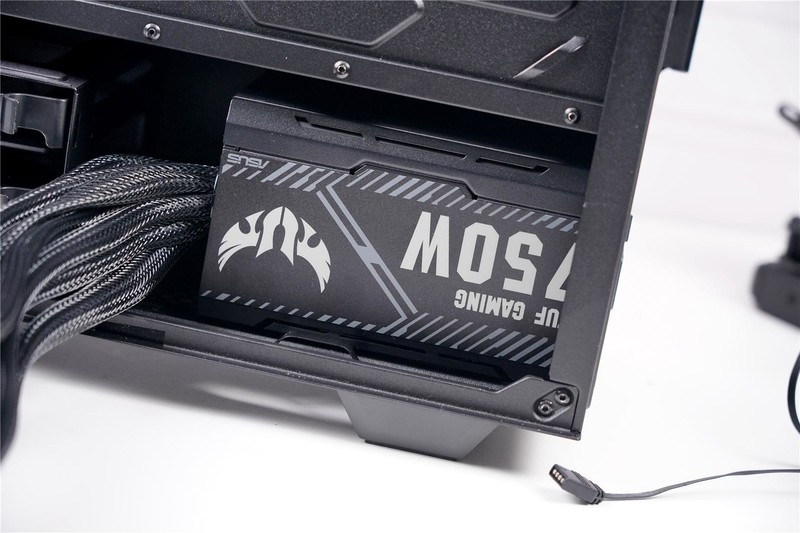 华硕TUF电竞特工装机分享，重炮手PRO 领衔，颜值在线，性能出色！