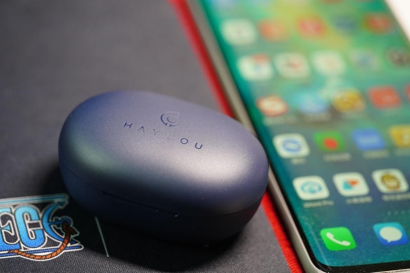 圈铁真无线真PK：HAYLOU W1开箱与红米AirDots3对比