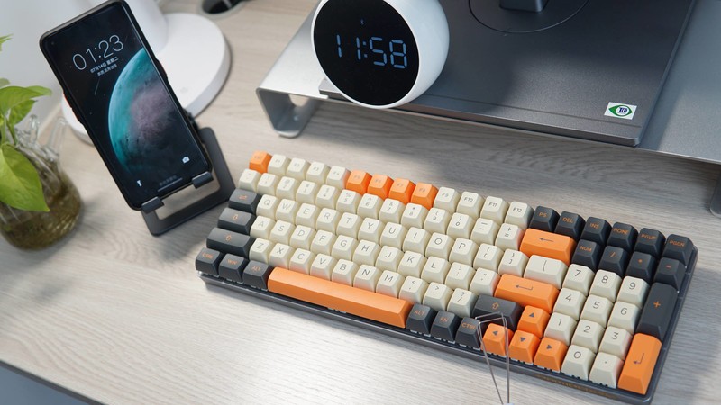 AKKO 大碳复刻225个键帽体验，键帽厂实锤了