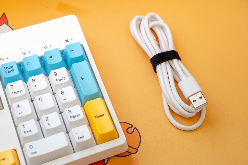 机械键盘再次完美回归，GANSS高斯GS104D蓝牙无线机械键盘评测