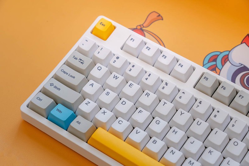 机械键盘再次完美回归，GANSS高斯GS104D蓝牙无线机械键盘评测