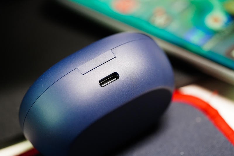 圈铁真无线真PK：HAYLOU W1开箱与红米AirDots3对比