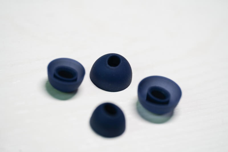 圈铁真无线真PK：HAYLOU W1开箱与红米AirDots3对比