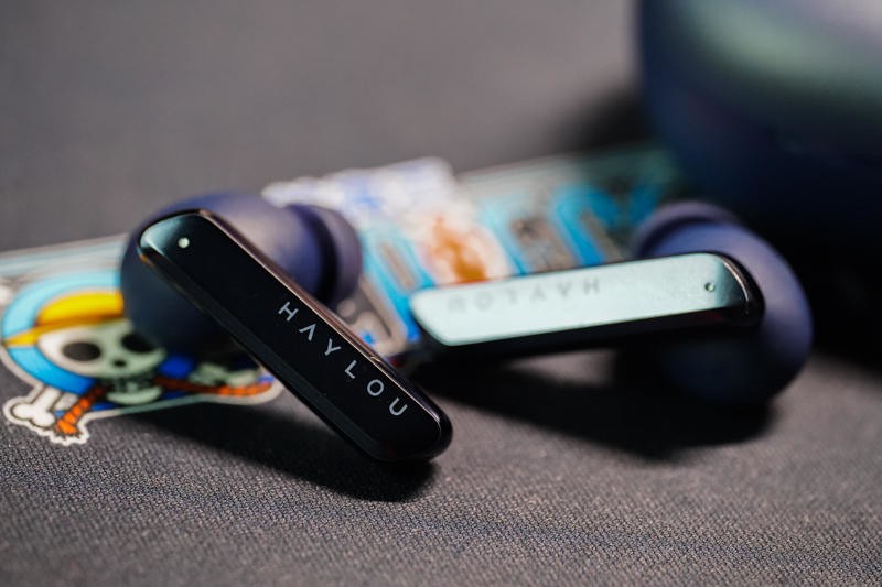 圈铁真无线真PK：HAYLOU W1开箱与红米AirDots3对比