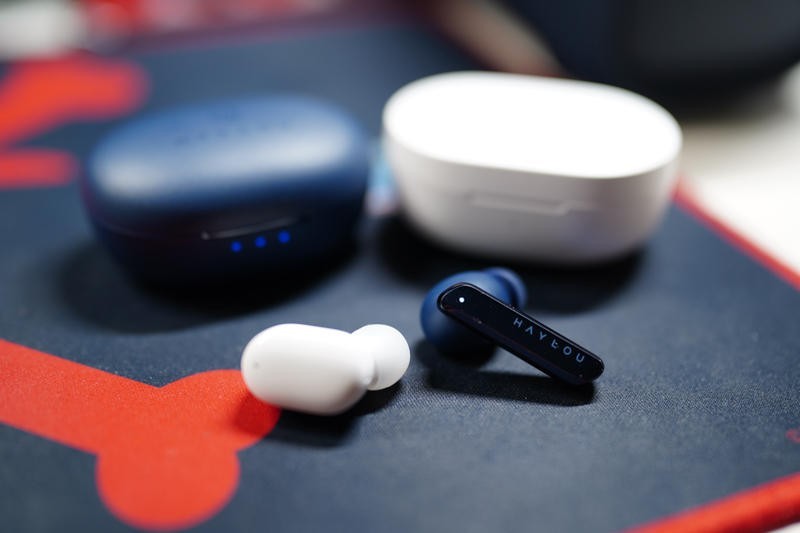 圈铁真无线真PK：HAYLOU W1开箱与红米AirDots3对比