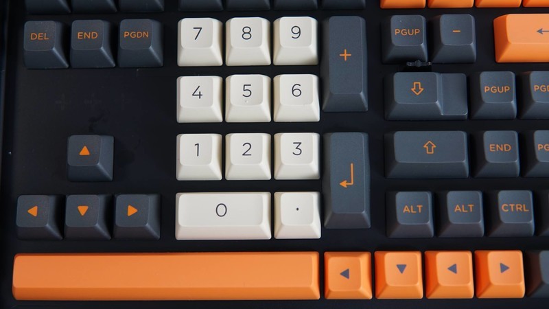 AKKO 大碳复刻225个键帽体验，键帽厂实锤了