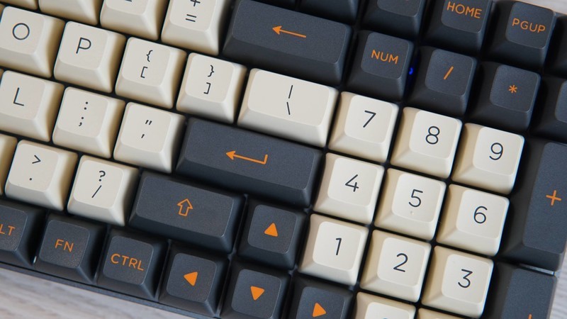 AKKO 大碳复刻225个键帽体验，键帽厂实锤了