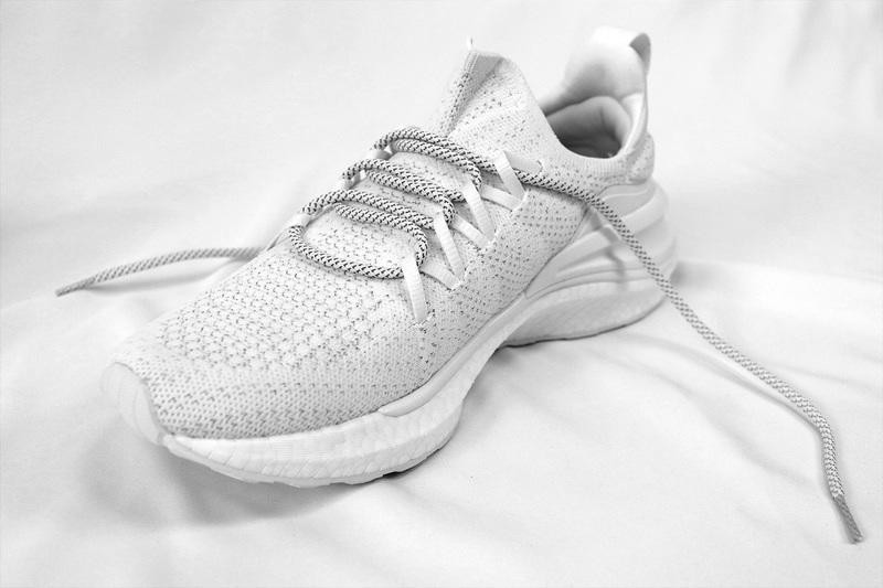 平价耐穿又好看，小米运动鞋强势升级，日常元素4繁星版个人体验