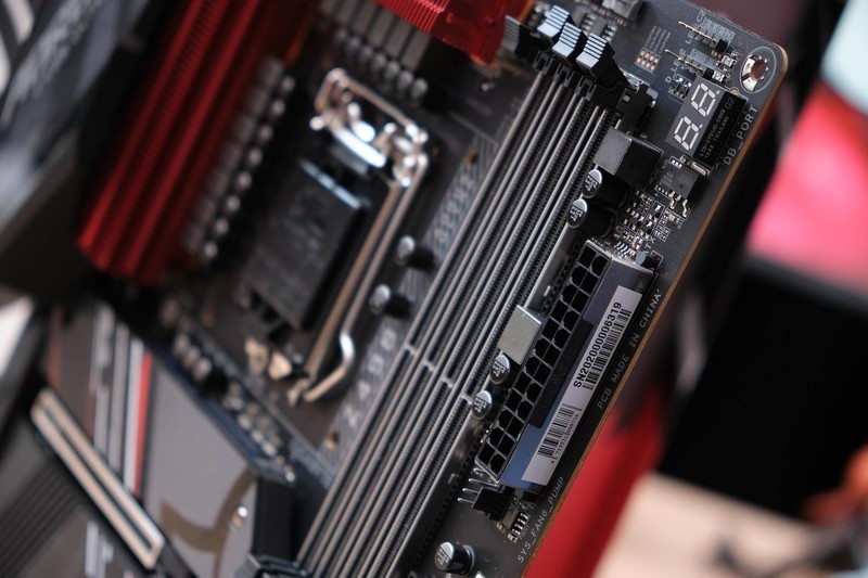 狙神kennyS亲自开光：技嘉 Z490 AORUS ULTRA G2定制主板