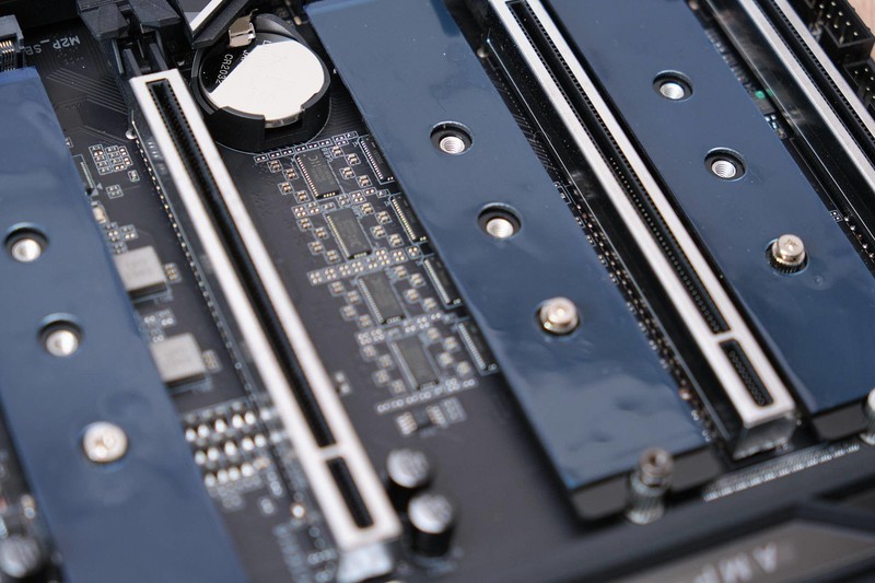 狙神kennyS亲自开光：技嘉 Z490 AORUS ULTRA G2定制主板