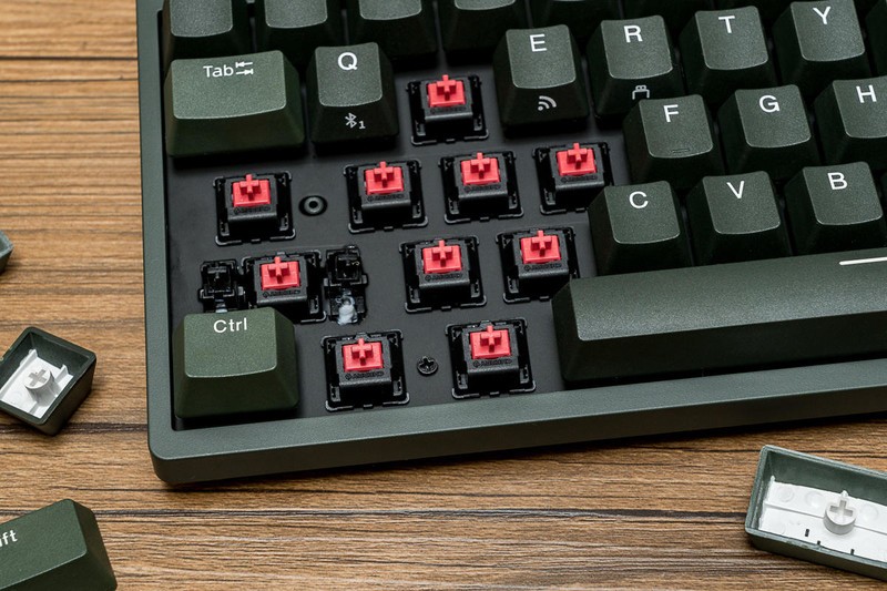 机械键盘怎么选？静音红轴适合打字吗？杜伽三模87键K320W苍峦墨体验