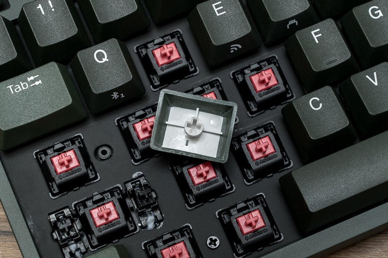 机械键盘怎么选？静音红轴适合打字吗？杜伽三模87键K320W苍峦墨体验