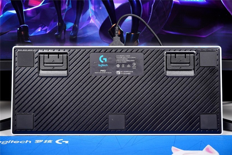 KDA甄选礼盒来袭，京东联手罗技，亲情推出外设限定套装！