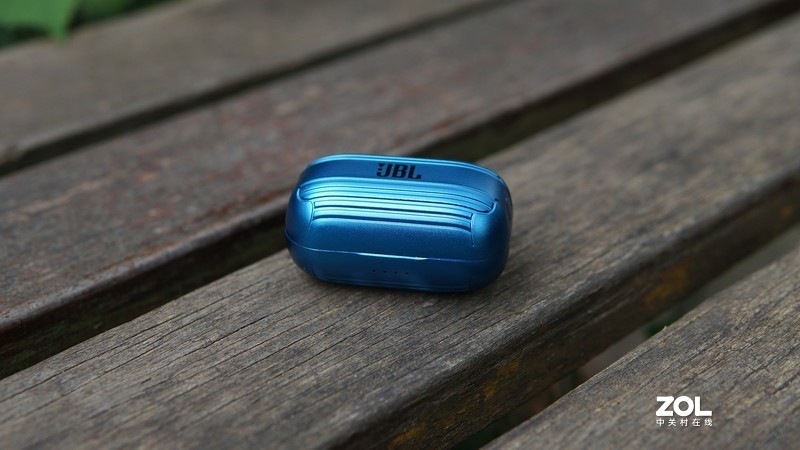 澎湃低频 真无线小钢炮 JBL T280TWS 体验