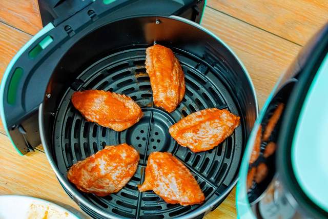 悠伴智能空气炸锅评测：新手小白秒变小厨仙，烹饪省心省时又省力