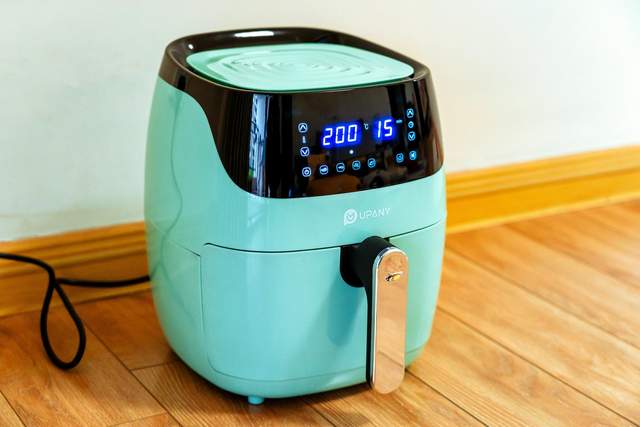 悠伴智能空气炸锅评测：新手小白秒变小厨仙，烹饪省心省时又省力