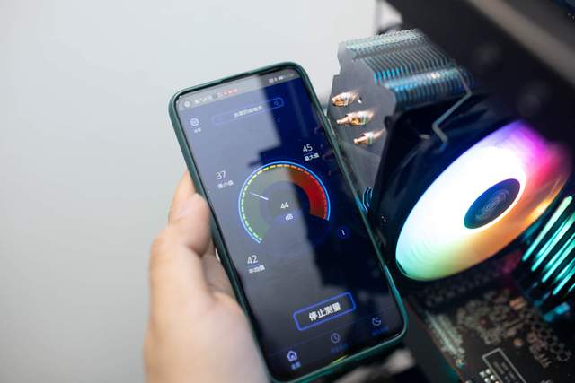 高能低价，“芯”舒畅，三款百元CPU散热器横测