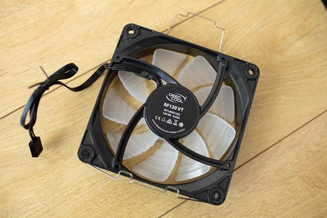 高能低价，“芯”舒畅，三款百元CPU散热器横测