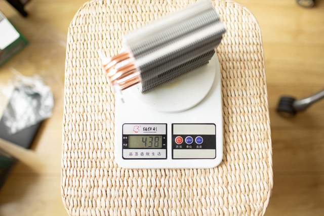 高能低价，“芯”舒畅，三款百元CPU散热器横测