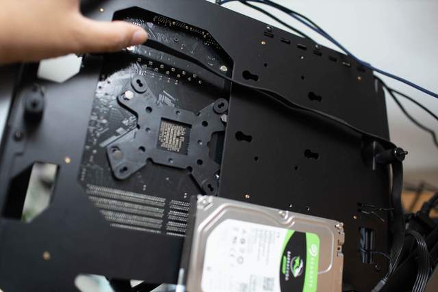 高能低价，“芯”舒畅，三款百元CPU散热器横测