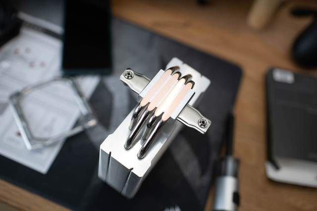 高能低价，“芯”舒畅，三款百元CPU散热器横测