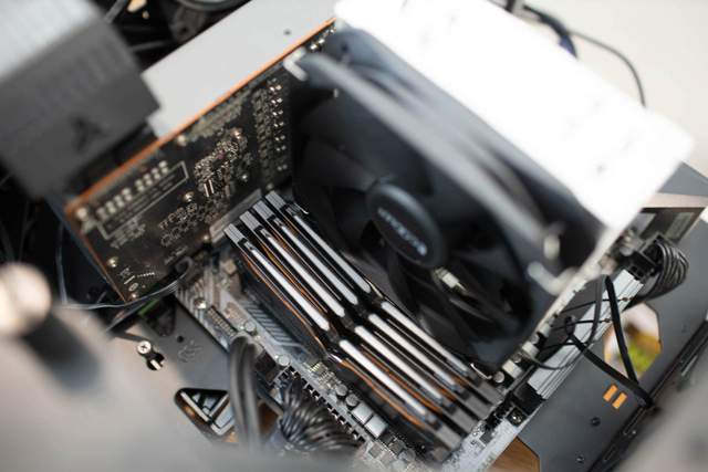 高能低价，“芯”舒畅，三款百元CPU散热器横测