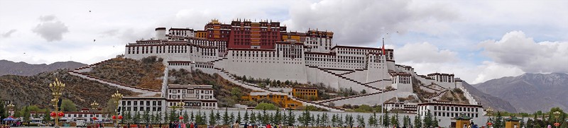 富图宝空气二号摄影三脚架，是真正意义上的便携式摄影三脚架