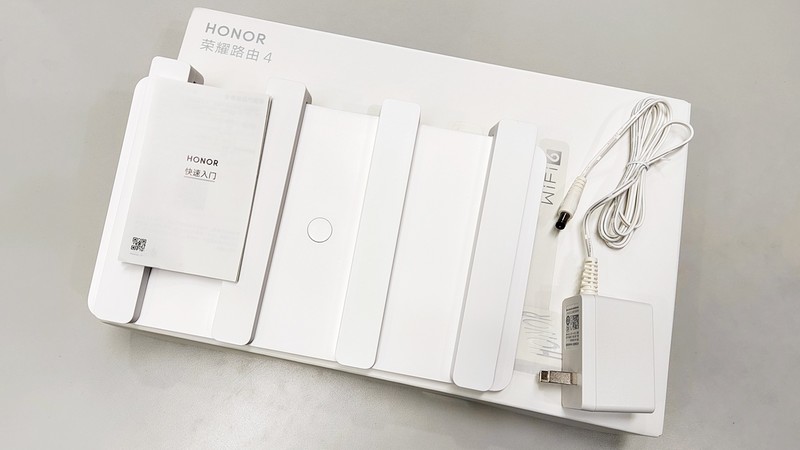快就一个字！我只说一次！平民WIFI6 荣耀路由4体验！更快！更强！更稳！更便宜！