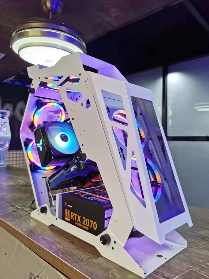 电竞装备升级时--钻石网咖