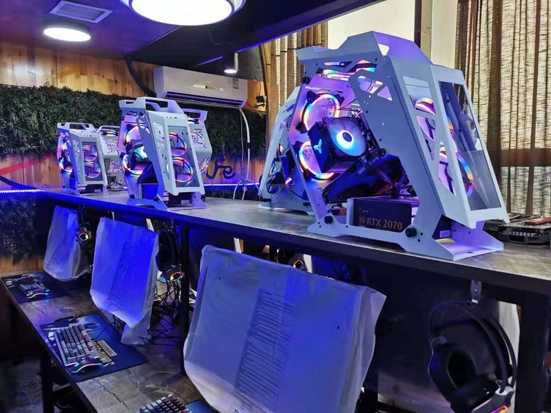 电竞装备升级时--钻石网咖