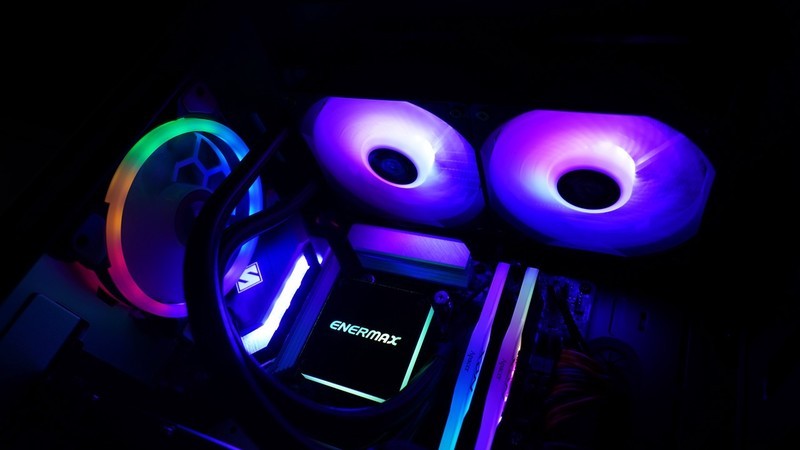 抢到一张RTX3060后，那就用它装一台主机吧