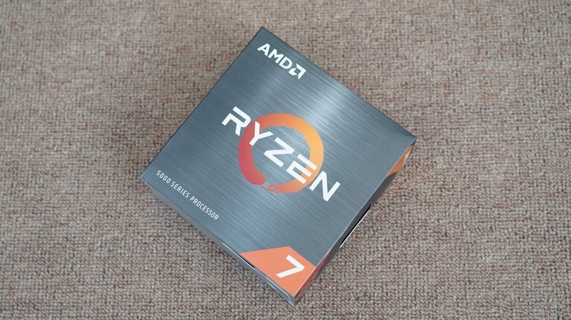 抢到一张RTX3060后，那就用它装一台主机吧