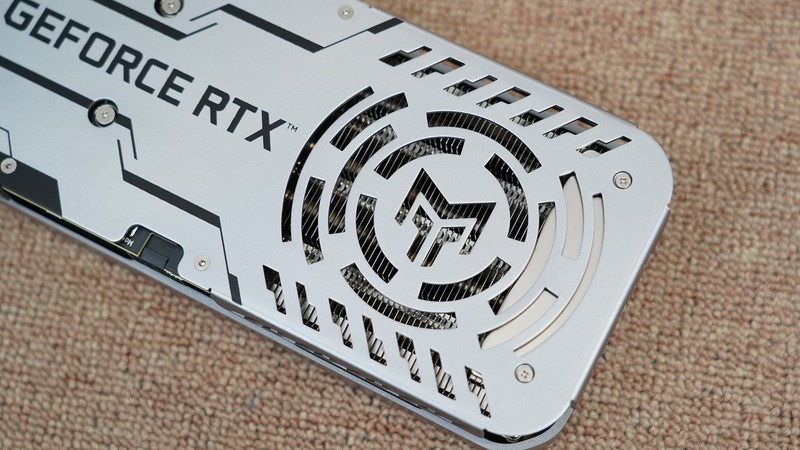 抢到一张RTX3060后，那就用它装一台主机吧