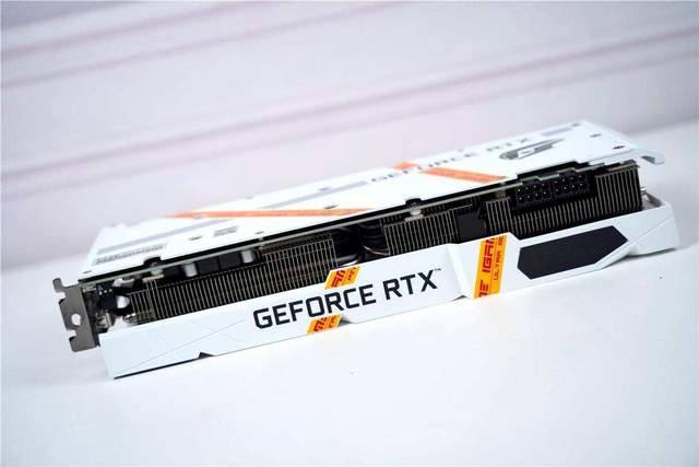 光追效果如何，DLSS真的重要吗？iGame RTX3070 Ultra W OC告诉你结果