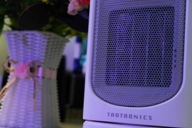 如此小巧的TaoTronics便携暖风机，不仅加热快，风力也很强