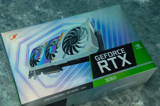 免费帮朋友装机，还丢了两个手办，赔了