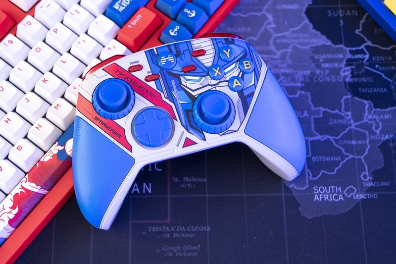 变形金刚、故事、酒我都有，找一个一起打游戏的人