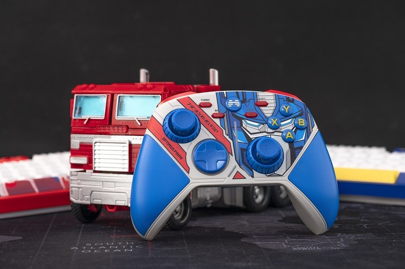 变形金刚、故事、酒我都有，找一个一起打游戏的人