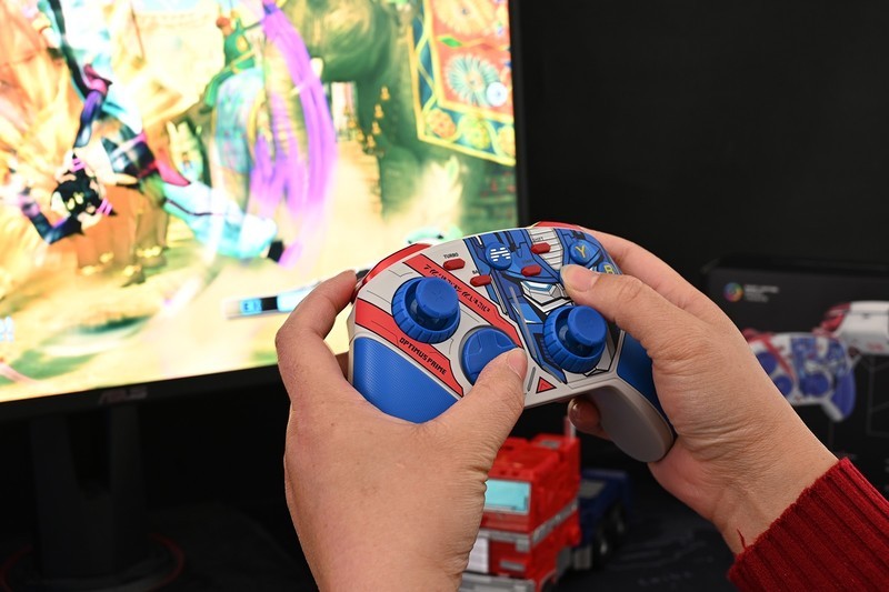 变形金刚、故事、酒我都有，找一个一起打游戏的人