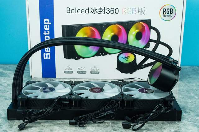 免费帮朋友装机，还丢了两个手办，赔了