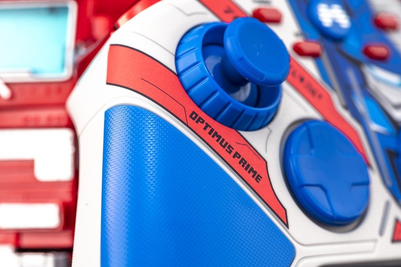 变形金刚、故事、酒我都有，找一个一起打游戏的人