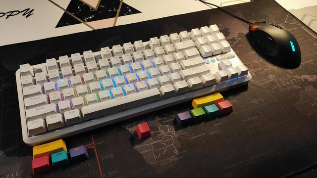 一文看懂：黑爵K870T蓝牙无线红轴机械键盘和黑爵AJ337游戏鼠标